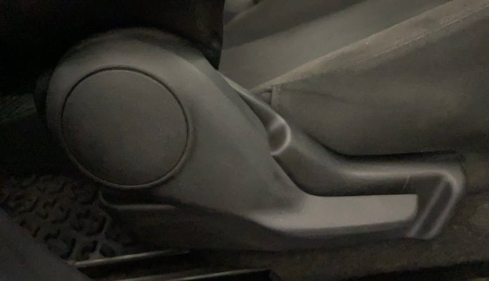 2024 Maruti Baleno SIGMA PETROL 1.2, Petrol, Manual, 28,368 km, Driver Side Adjustment Panel