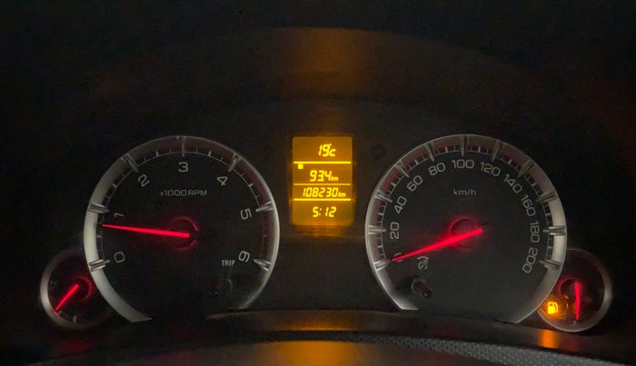 2015 Maruti Swift ZDI, Diesel, Manual, 1,08,230 km, Odometer Image