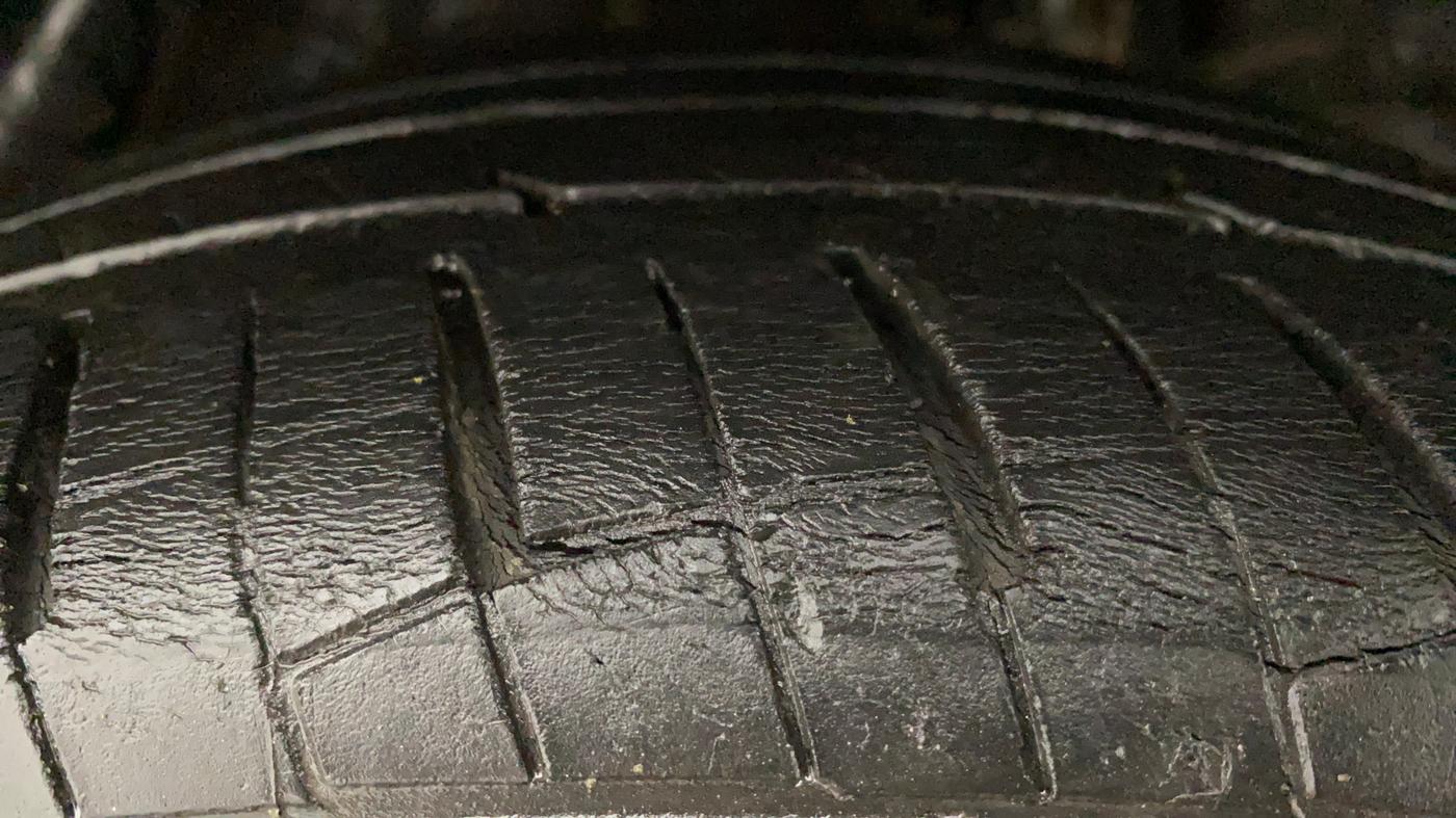 2019 Hyundai Verna 1.6 VTVT SX + AT, Petrol, Automatic, 36,740 km, Left Rear Tyre Tread