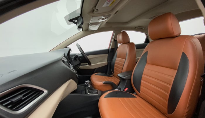 2019 Hyundai Verna 1.6 VTVT SX + AT, Petrol, Automatic, 36,740 km, Right Side Front Door Cabin