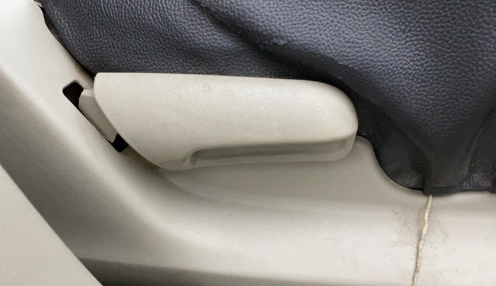 2014 Maruti Celerio VXI, Petrol, Manual, 56,001 km, Driver Side Adjustment Panel