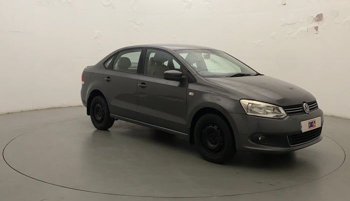 2013 Volkswagen Vento COMFORTLINE DIESEL 1.6, Diesel, Manual, 89,759 km, Right Front Diagonal