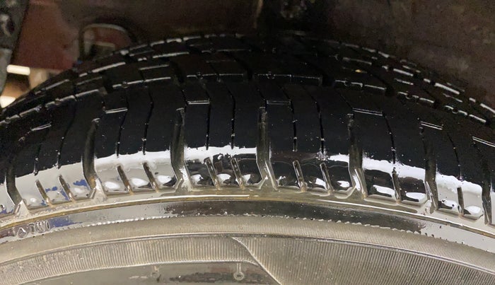 2016 Hyundai Grand i10 SPORTZ 1.2 KAPPA VTVT, Petrol, Manual, 86,371 km, Right Rear Tyre Tread