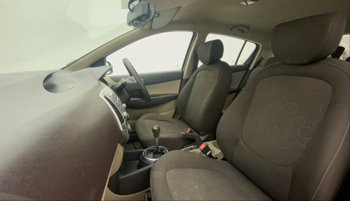 2011 Hyundai i20 MAGNA (O) 1.2, Petrol, Manual, 67,192 km, Right Side Front Door Cabin