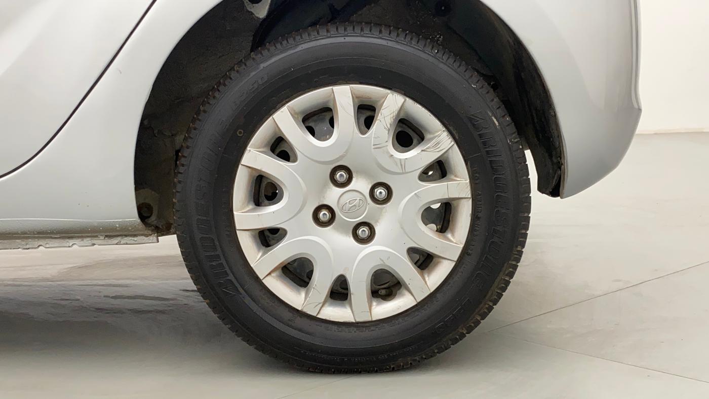 2011 Hyundai i20 MAGNA (O) 1.2, Petrol, Manual, 67,192 km, Left Rear Wheel