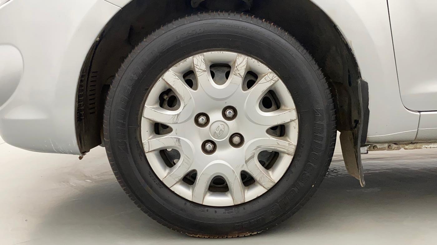2011 Hyundai i20 MAGNA (O) 1.2, Petrol, Manual, 67,192 km, Left Front Wheel