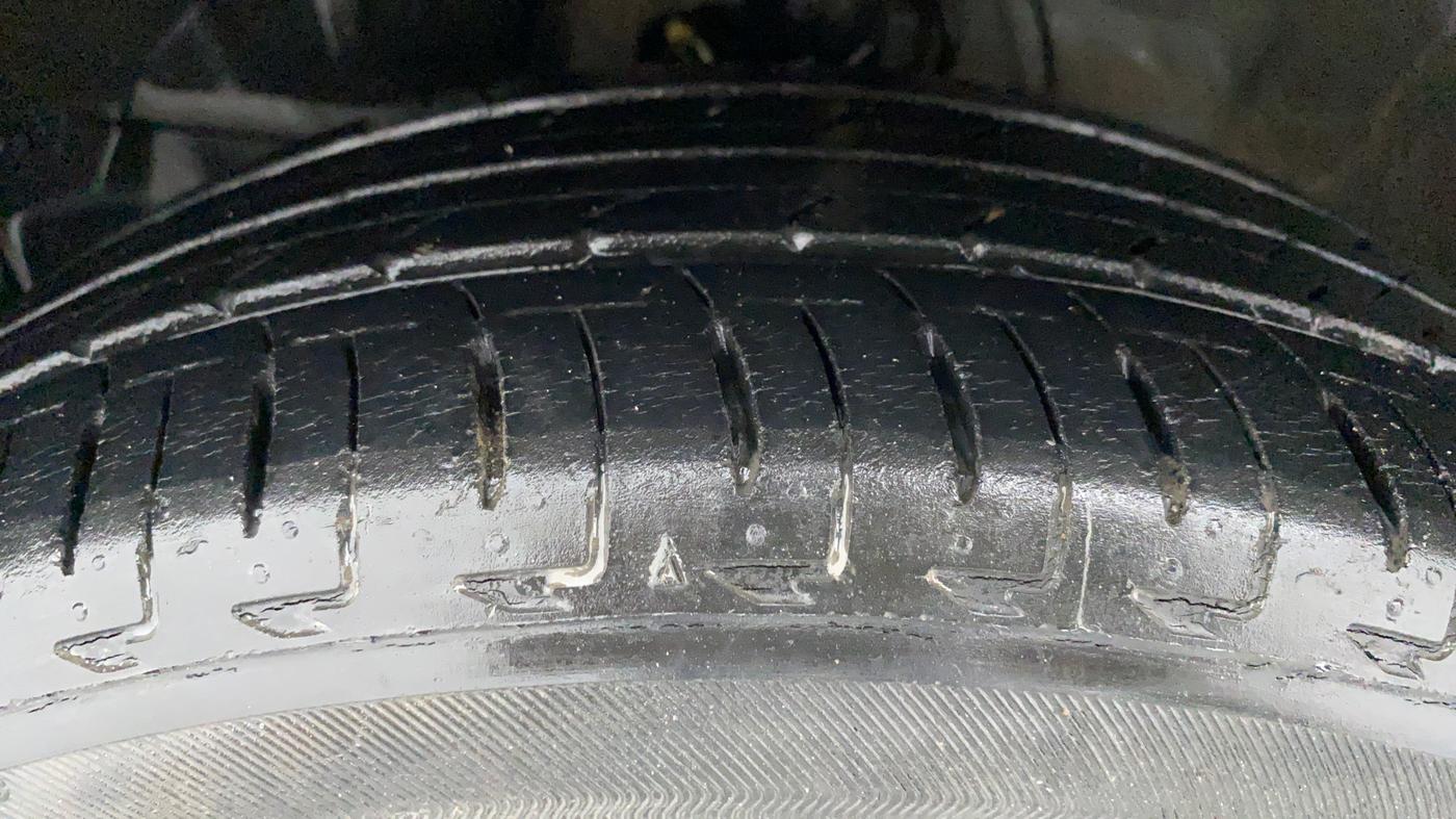 2017 Honda City ZX CVT, Petrol, Automatic, 28,744 km, Left Front Tyre Tread