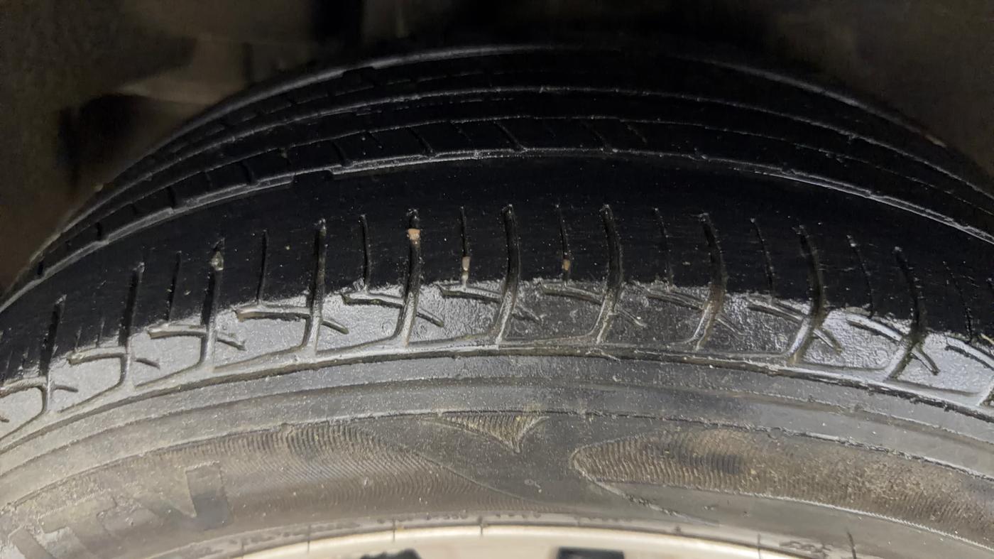 2018 Maruti Ciaz ZETA 1.4  MT PETROL, Petrol, Manual, 79,792 km, Right Rear Tyre Tread