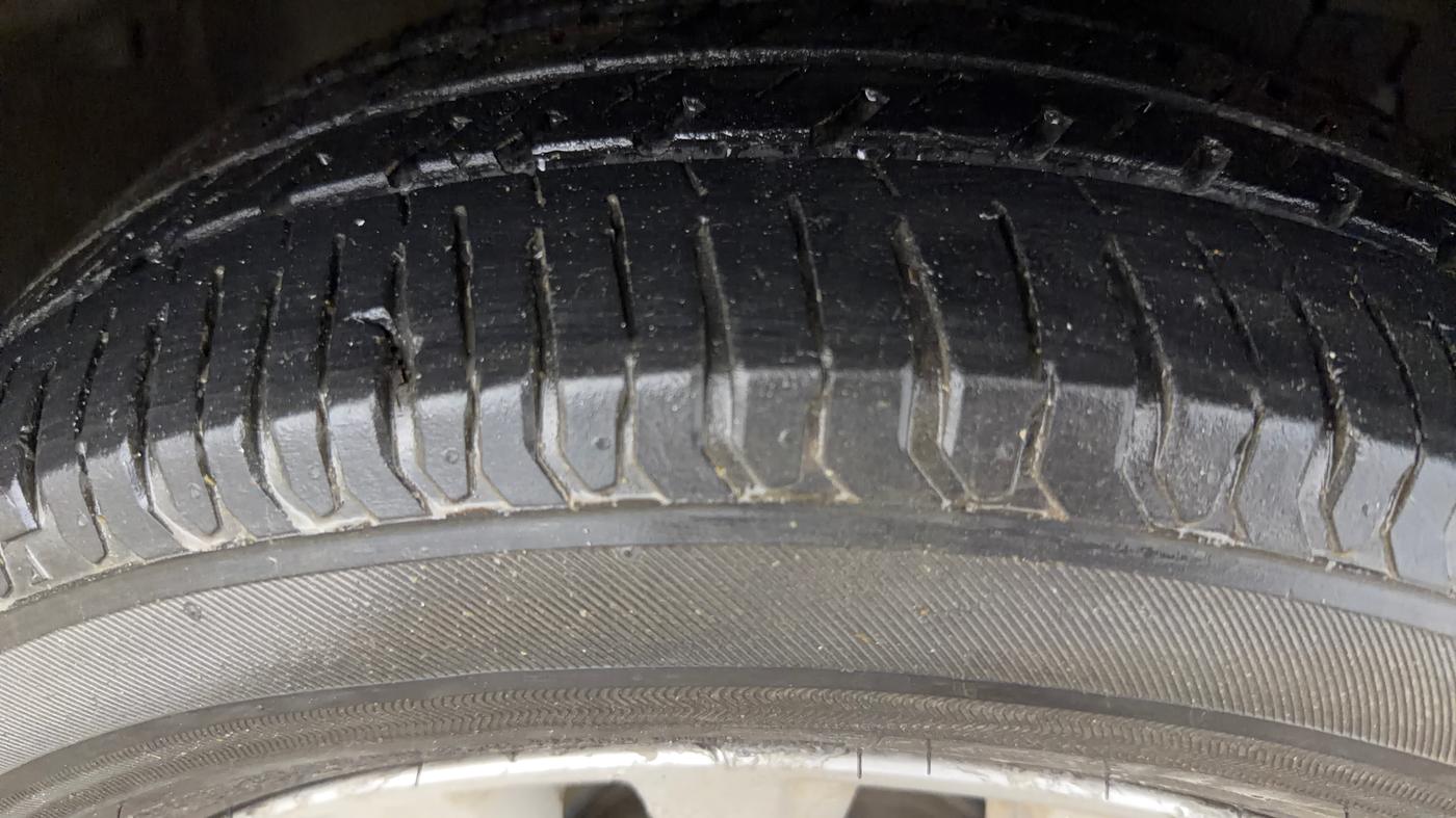 2018 Maruti Ciaz ZETA 1.4  MT PETROL, Petrol, Manual, 79,792 km, Right Front Tyre Tread
