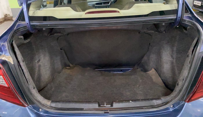 2016 Honda Amaze 1.2L I-VTEC VX, Petrol, Manual, 78,346 km, Boot Inside