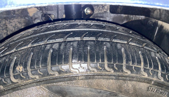 2016 Honda Amaze 1.2L I-VTEC VX, Petrol, Manual, 78,346 km, Right Front Tyre Tread