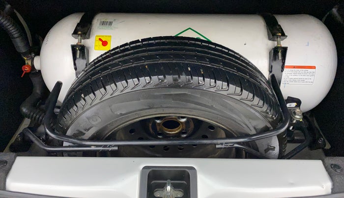 2022 Maruti New Wagon-R LXI CNG 1.0, CNG, Manual, 13,586 km, Spare Tyre