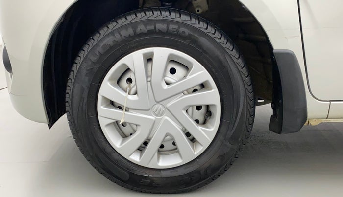 2022 Maruti New Wagon-R LXI CNG 1.0, CNG, Manual, 13,586 km, Left Front Wheel