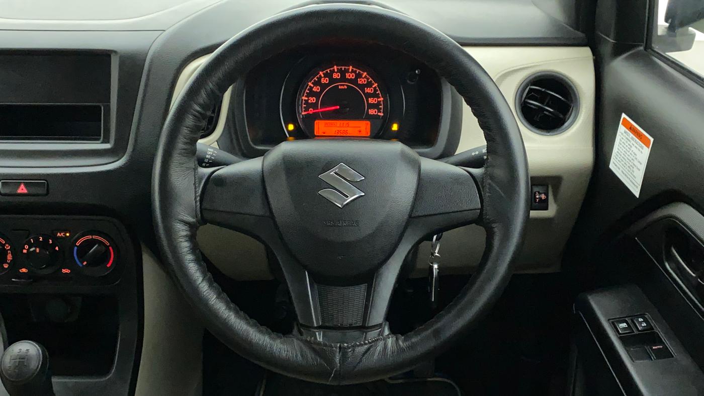 2022 Maruti New Wagon-R LXI CNG 1.0, CNG, Manual, 13,586 km, Steering Wheel Close Up