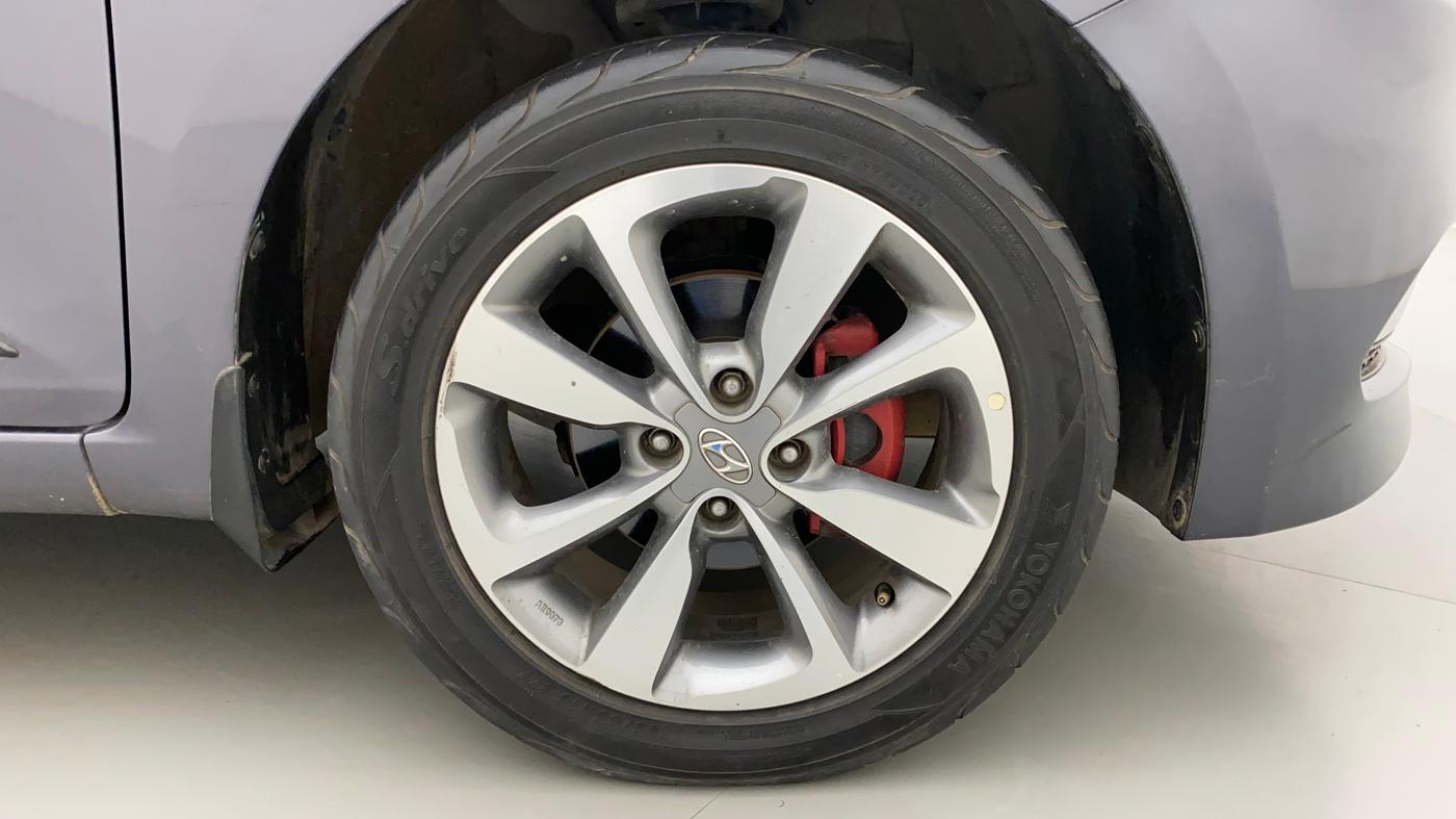 2016 Hyundai Elite i20 ASTA 1.4 CRDI (O), Diesel, Manual, 68,733 km, Right Front Wheel