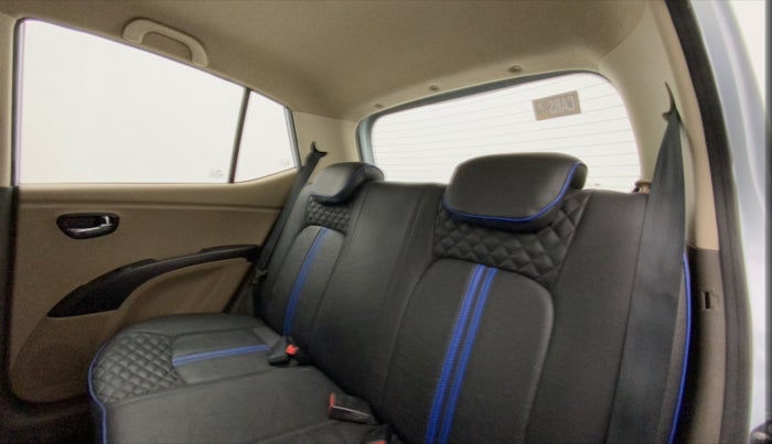 2011 Hyundai i10 SPORTZ 1.2, Petrol, Manual, 60,090 km, Right Side Rear Door Cabin