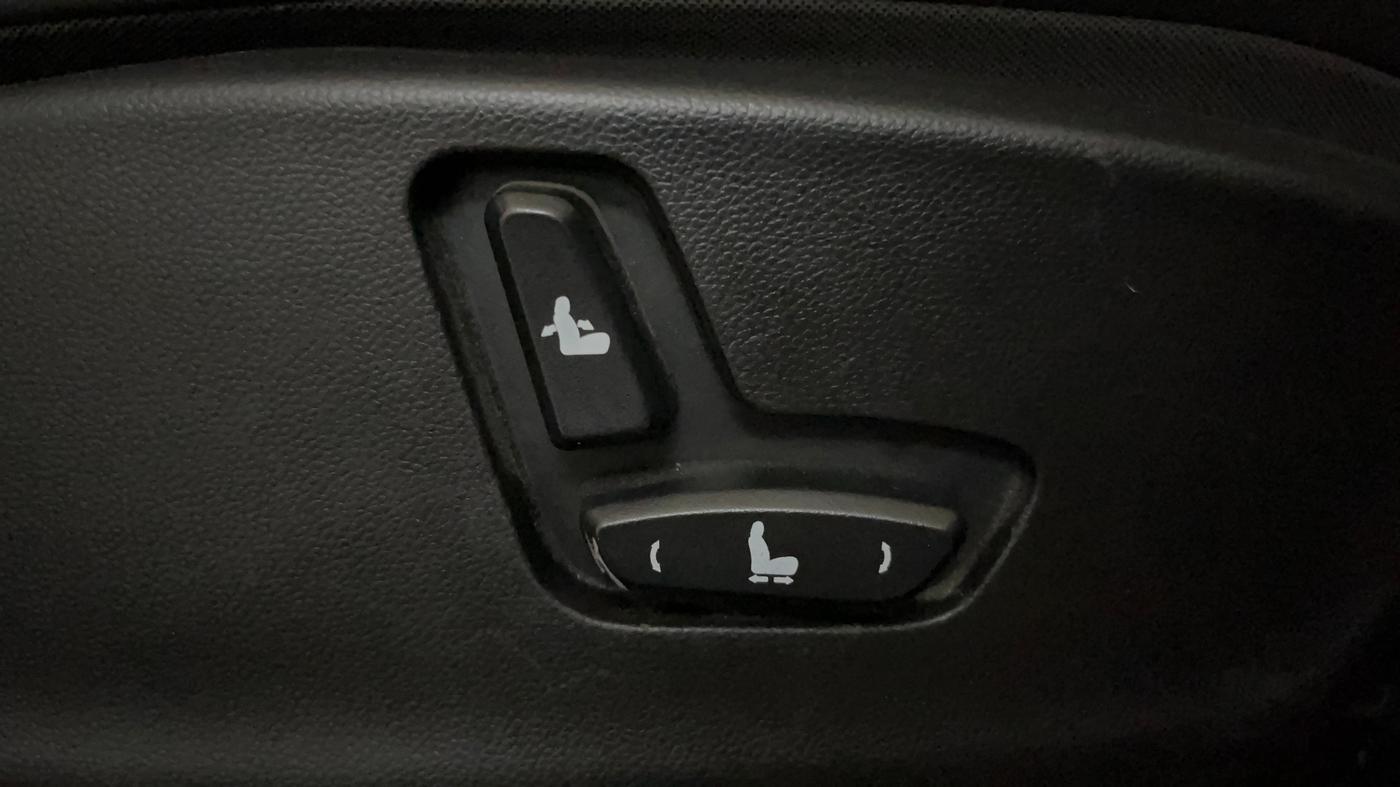 2020 MG HECTOR SHARP 1.5 DCT PETROL, Petrol, Automatic, 94,648 km, Driver Side Adjustment Panel