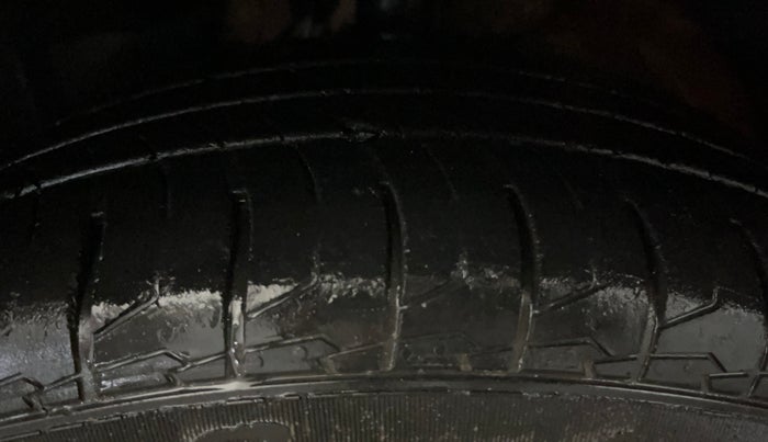 2020 MG HECTOR SHARP 1.5 DCT PETROL, Petrol, Automatic, 94,648 km, Left Front Tyre Tread