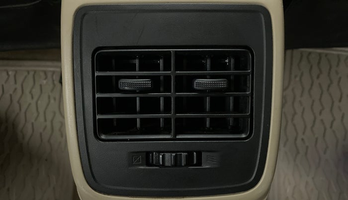 2020 Maruti Dzire ZXI AMT, Petrol, Automatic, 43,692 km, Rear AC Vents