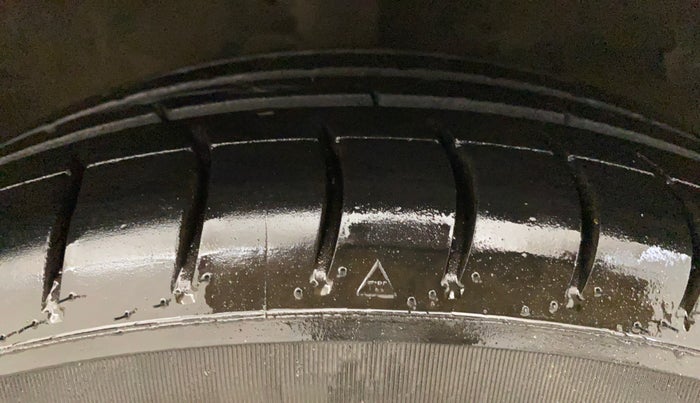 2015 Maruti Celerio ZXI AMT, Petrol, Automatic, 55,086 km, Right Front Tyre Tread