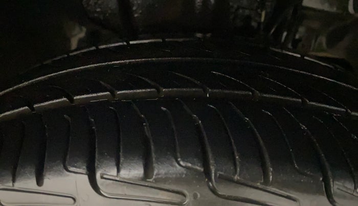 2019 Tata Tiago XZ PETROL, Petrol, Manual, 78,964 km, Right Front Tyre Tread