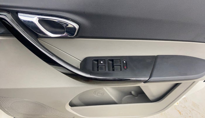 2019 Tata Tiago XZ PETROL, Petrol, Manual, 78,964 km, Driver Side Door Panels Control