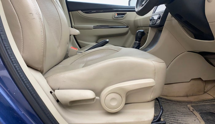 2017 Maruti Ciaz ALPHA  AT 1.4  PETROL, Petrol, Automatic, 74,262 km, Driver Side Adjustment Panel