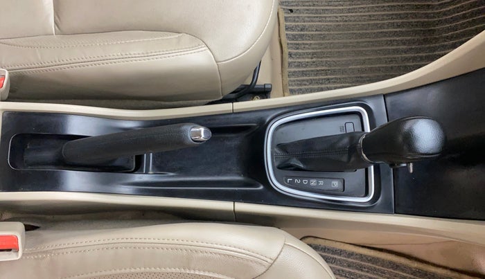 2017 Maruti Ciaz ALPHA  AT 1.4  PETROL, Petrol, Automatic, 74,262 km, Gear Lever