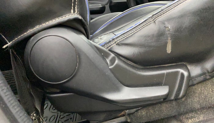 2020 Maruti Swift LXI, Petrol, Manual, 86,181 km, Driver Side Adjustment Panel