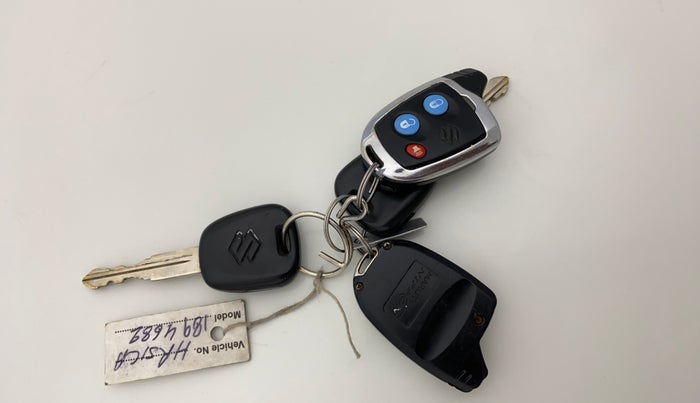 2020 Maruti Swift LXI, Petrol, Manual, 86,181 km, Key Close Up