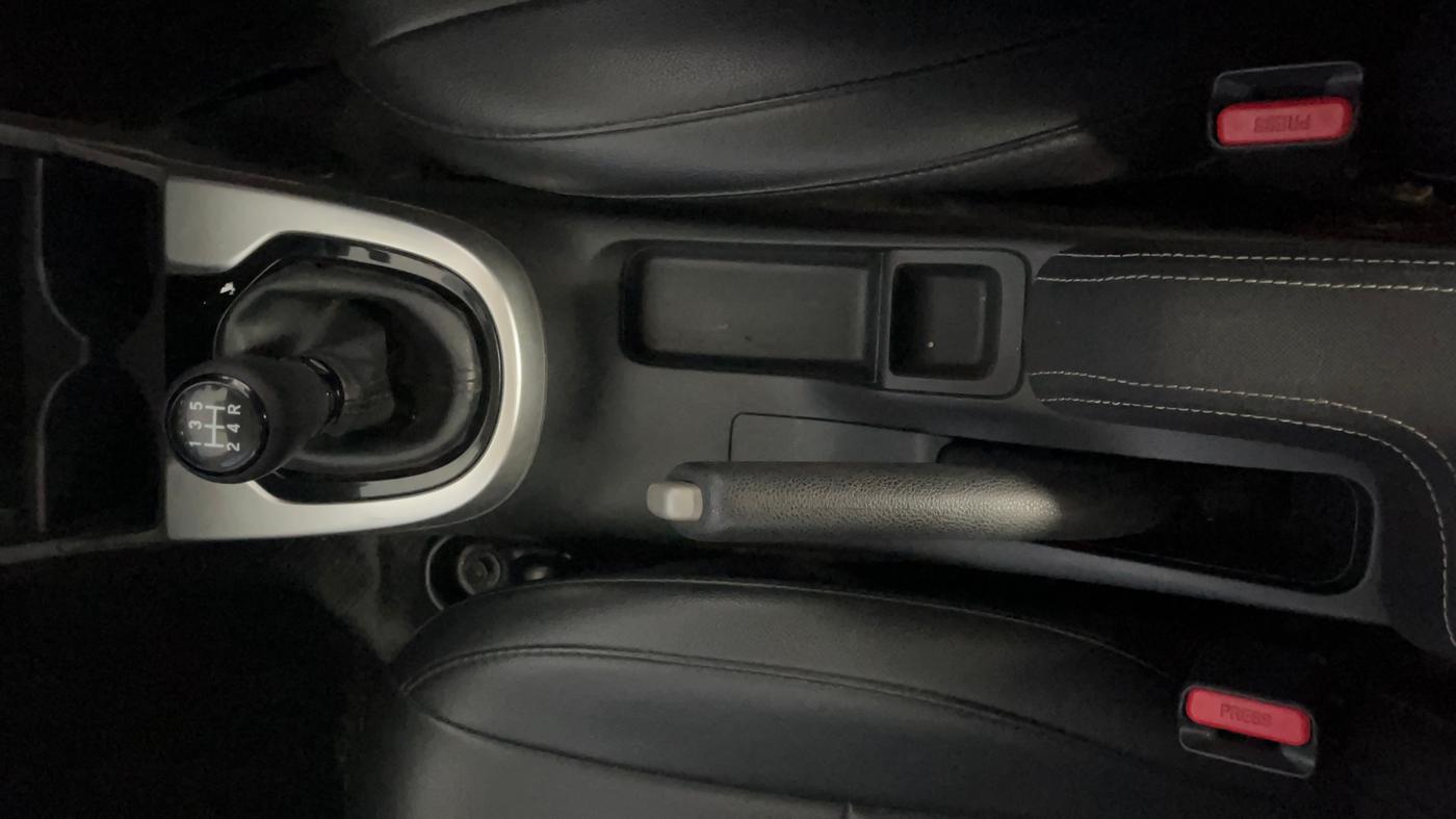 2019 Honda WR-V 1.2L I-VTEC VX MT, Petrol, Manual, 38,911 km, Gear Lever