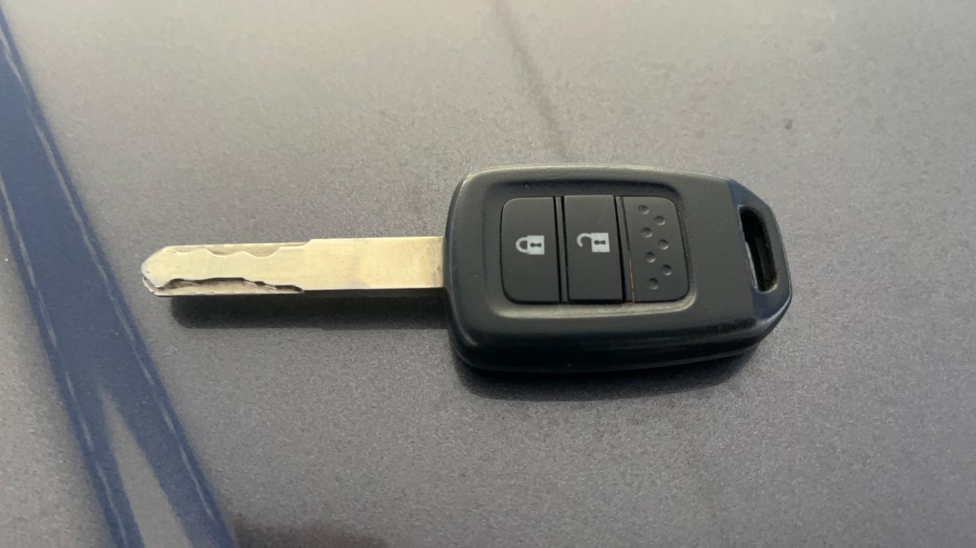2019 Honda WR-V 1.2L I-VTEC VX MT, Petrol, Manual, 38,911 km, Key Close Up