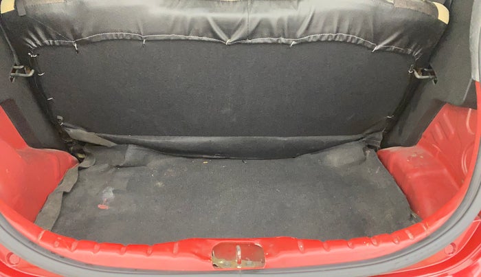 2016 Hyundai Eon ERA +, Petrol, Manual, 27,888 km, Boot Inside