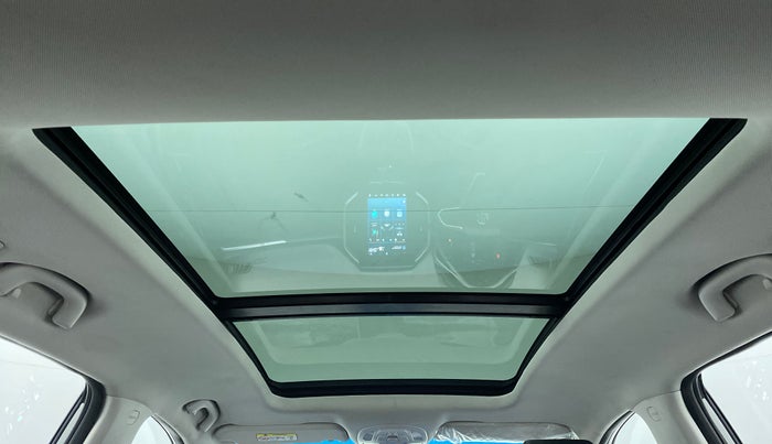 2020 MG HECTOR SHARP DCT PETROL, Petrol, Automatic, 19,498 km, Moonroof/ Sunroof