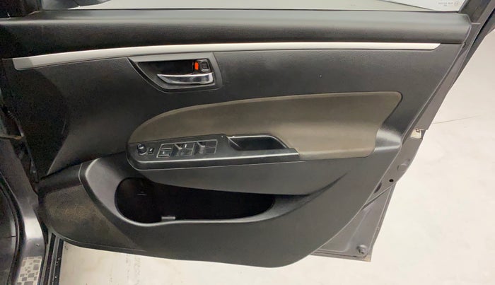 2017 Maruti Swift VXI, Petrol, Manual, 64,981 km, Driver Side Door Panels Control