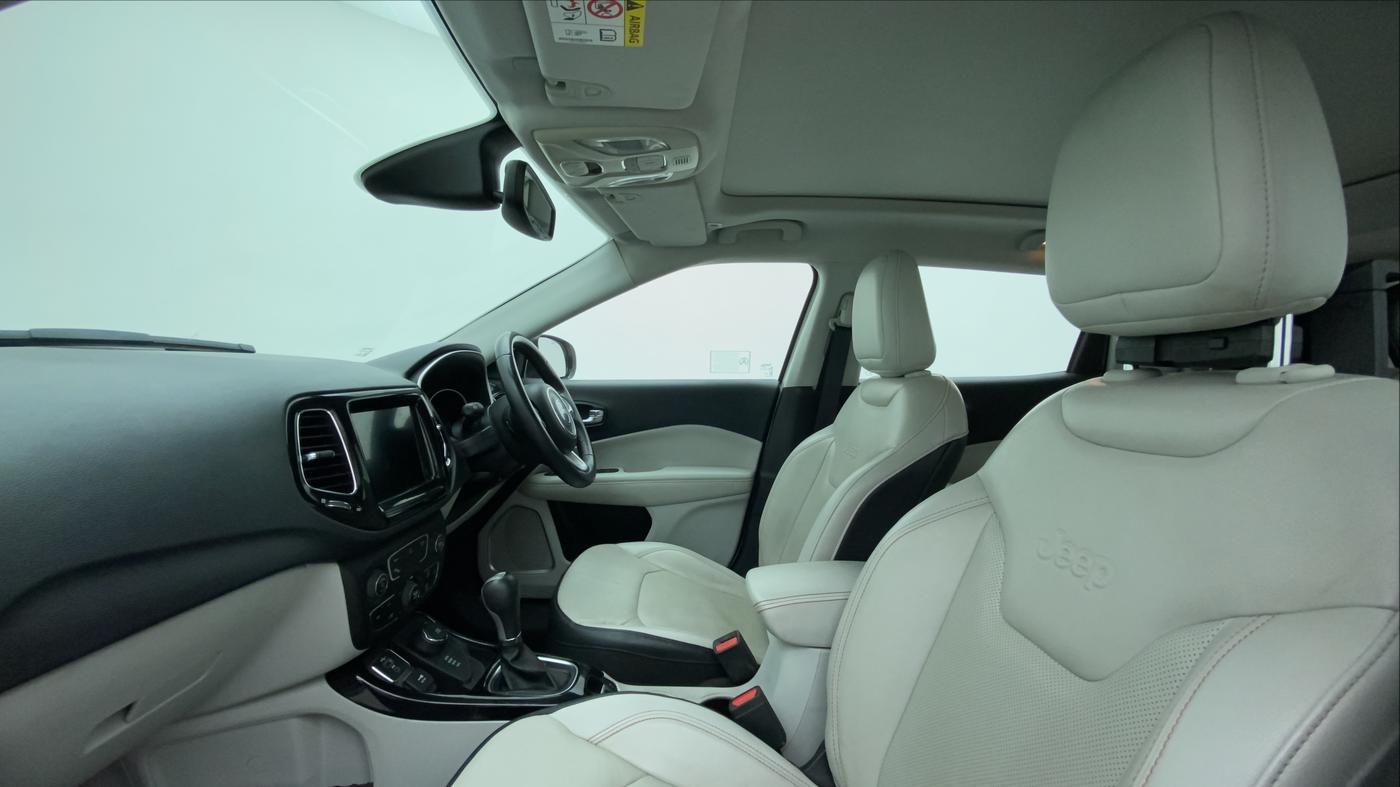 2020 Jeep Compass LIMITED PLUS 2.0 DIESEL 4X4 AT, Diesel, Automatic, 60,897 km, Right Side Front Door Cabin