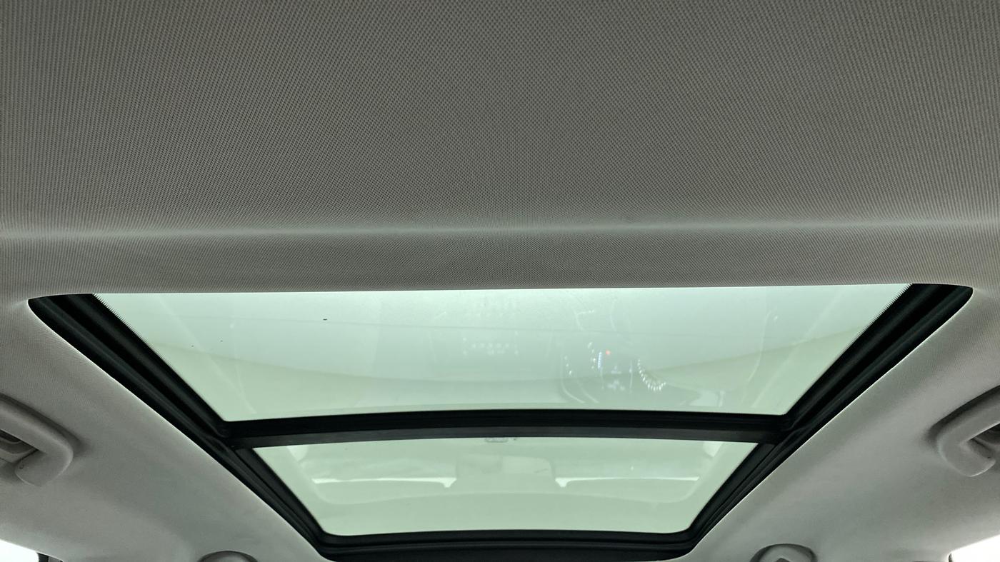2020 Jeep Compass LIMITED PLUS 2.0 DIESEL 4X4 AT, Diesel, Automatic, 60,897 km, Moonroof/ Sunroof
