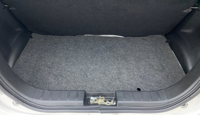 2021 Maruti Alto LXI, Petrol, Manual, 21,794 km, Boot Inside