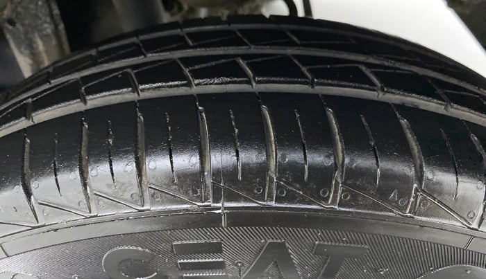 2021 Maruti Alto LXI, Petrol, Manual, 21,794 km, Left Rear Tyre Tread