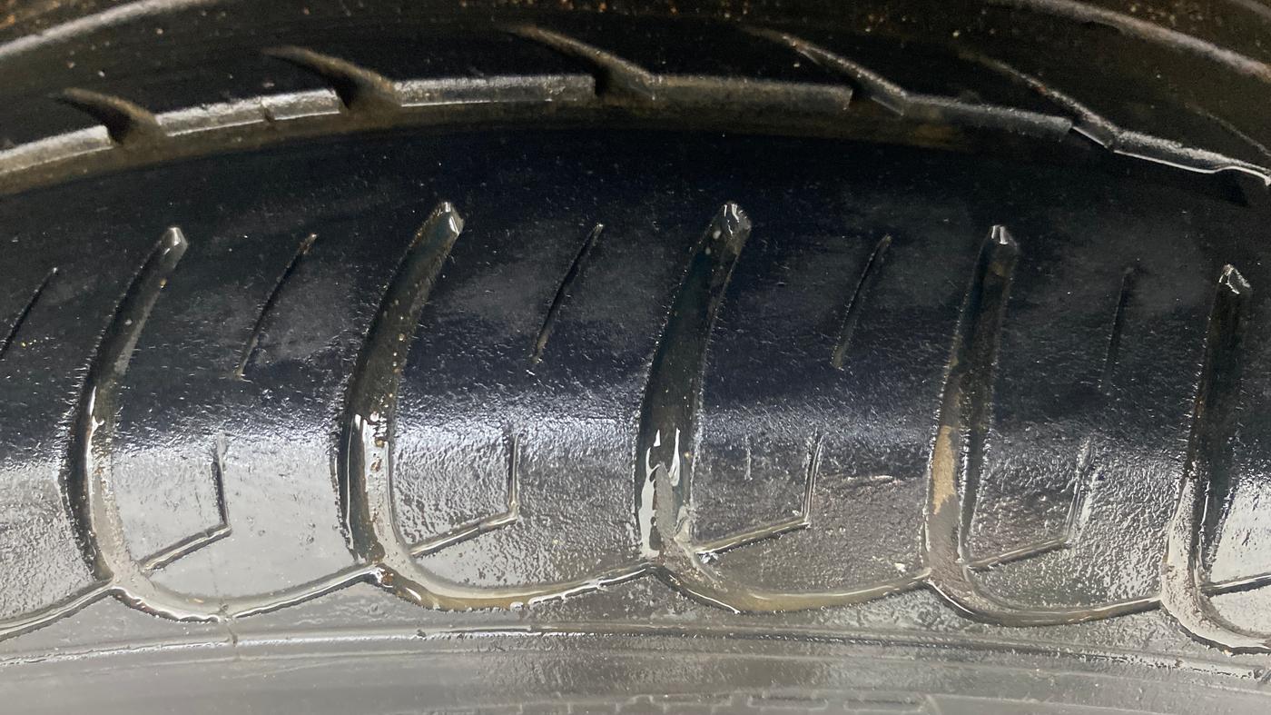 2016 Tata Tiago XT PETROL, Petrol, Manual, 52,477 km, Left Rear Tyre Tread