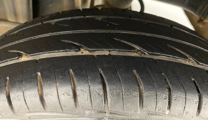 2013 Maruti Alto 800 VXI, Petrol, Manual, 75,470 km, Left Rear Tyre Tread