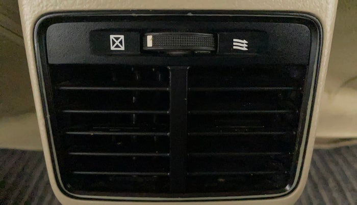 2016 Maruti Ciaz VXI, Petrol, Manual, 80,551 km, Rear AC Vents