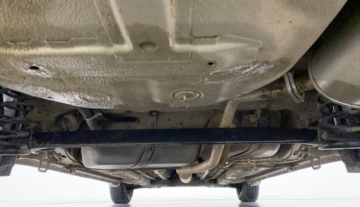 2016 Maruti Ciaz VXI, Petrol, Manual, 80,551 km, Rear Underbody