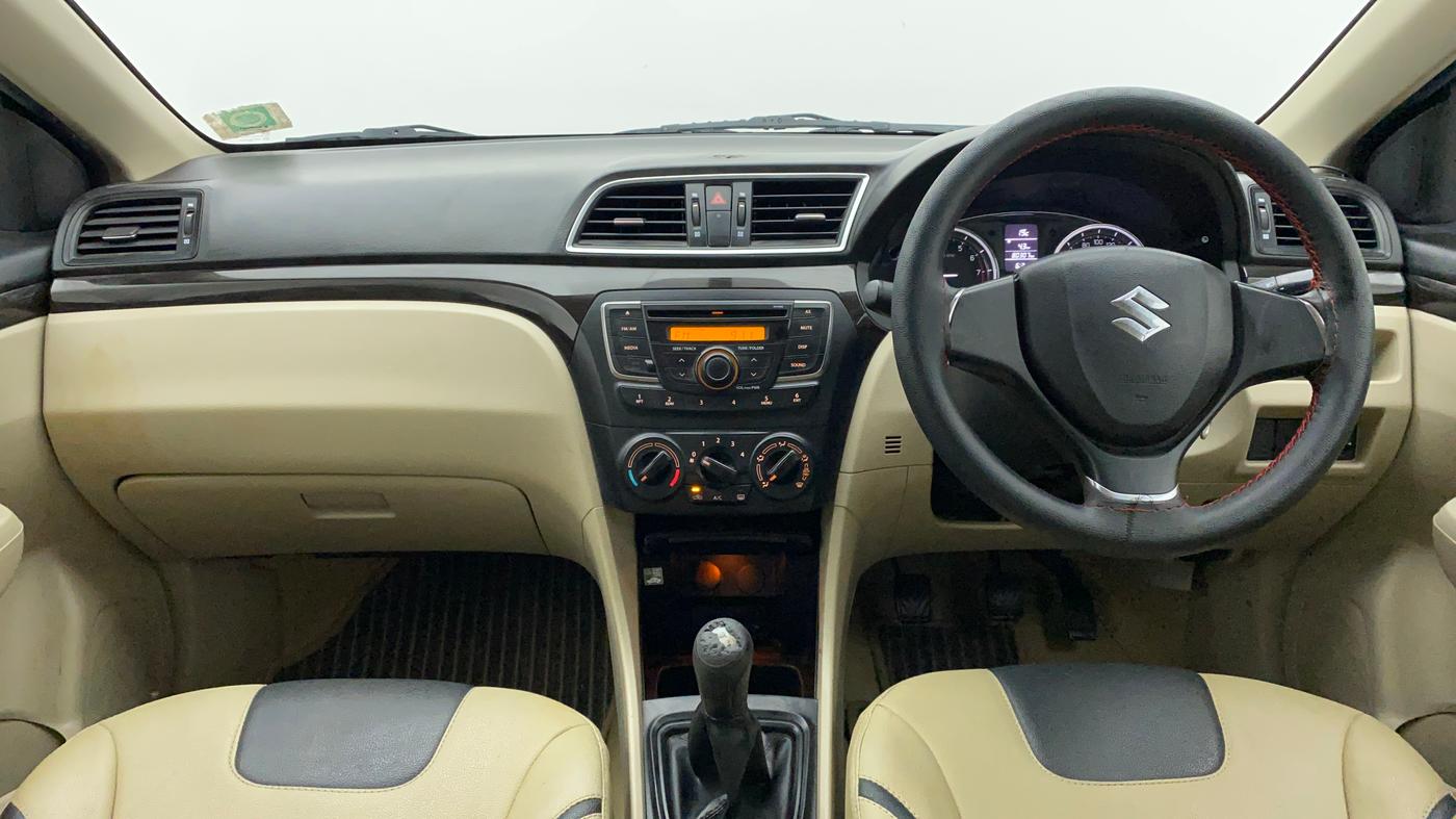2016 Maruti Ciaz VXI, Petrol, Manual, 80,551 km, Dashboard