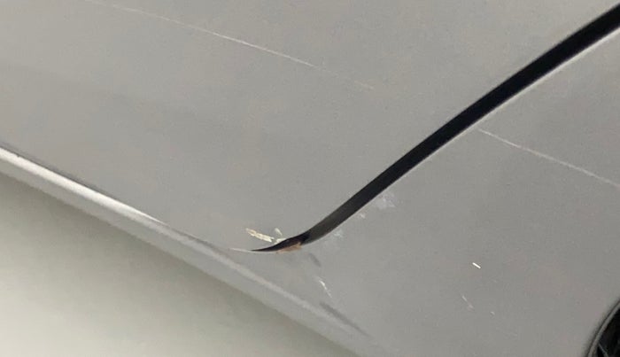 2016 Maruti Ciaz VXI, Petrol, Manual, 80,551 km, Rear left door - Slightly dented
