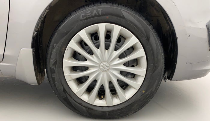 2016 Maruti Ciaz VXI, Petrol, Manual, 80,551 km, Right Front Wheel