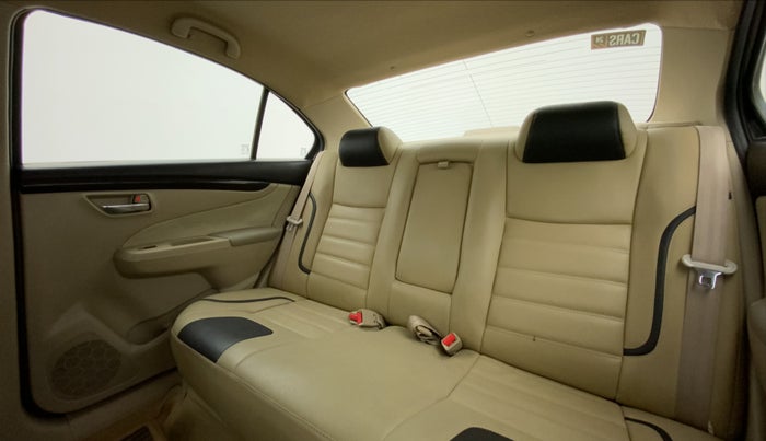 2016 Maruti Ciaz VXI, Petrol, Manual, 80,551 km, Right Side Rear Door Cabin