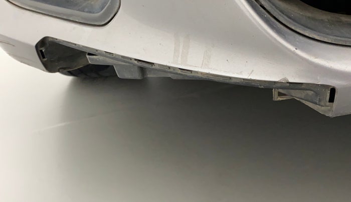 2016 Maruti Ciaz VXI, Petrol, Manual, 80,551 km, Front bumper - Tow hook broken