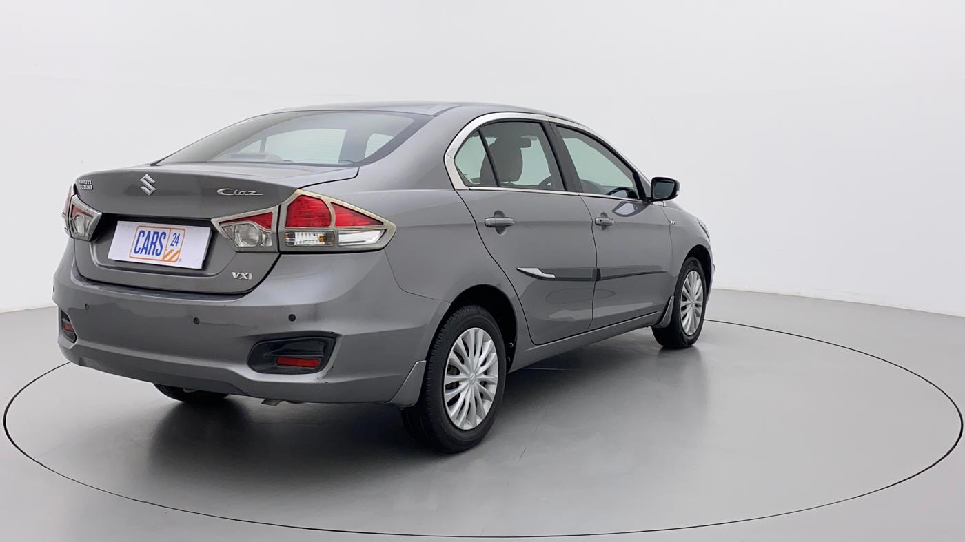 2016 Maruti Ciaz VXI, Petrol, Manual, 80,551 km, Right Back Diagonal