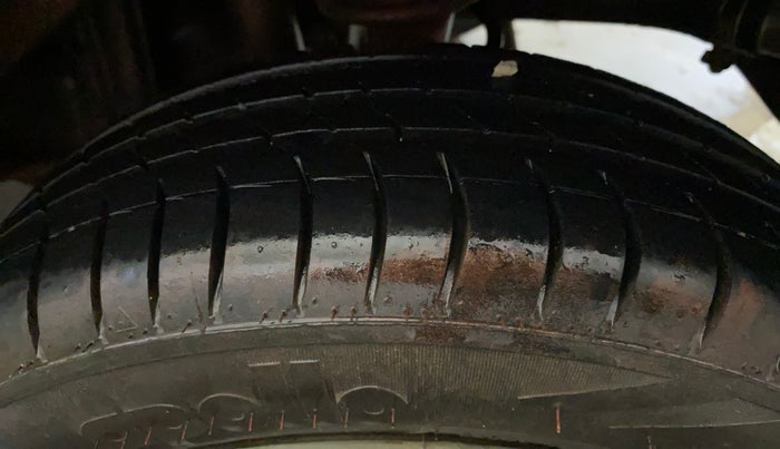 2014 Maruti Alto K10 VXI, Petrol, Manual, 15,526 km, Left Rear Tyre Tread